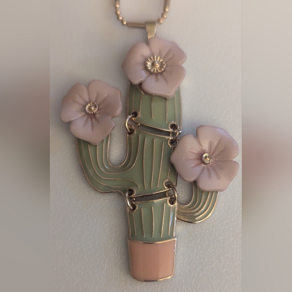 Flower Cactus Pendant. 29" L Gold Tone Adjustable Long Necklace With Enamel